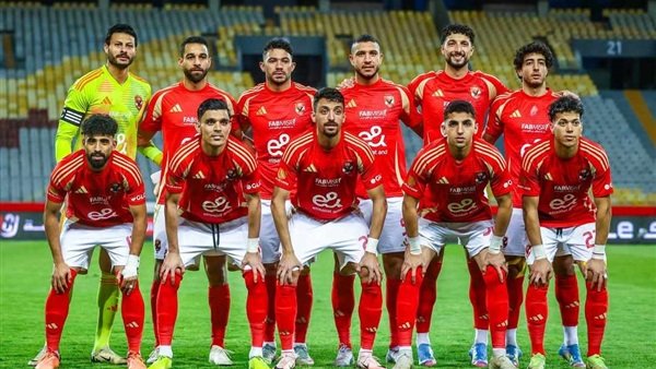 الأهلي يحدد موعد بدء مفاوضات التجديد لخمسة لاعبين أساسيين