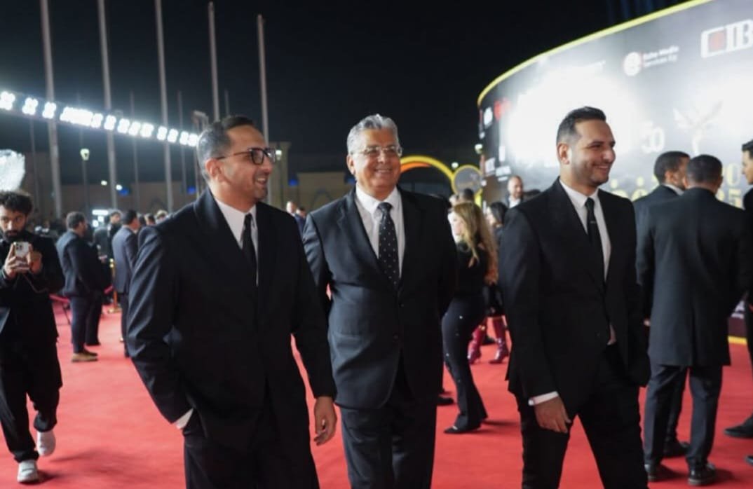 الدكتور عمرو العدل والدكتور محمود العدل يخطفا الأنظار في مهرجان “وشوشة”